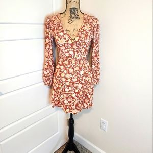 Billabong Spring Romance Long Sleeve Wrap Mini Dress size M